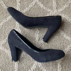 George Black Suede Look Pumps Size 8